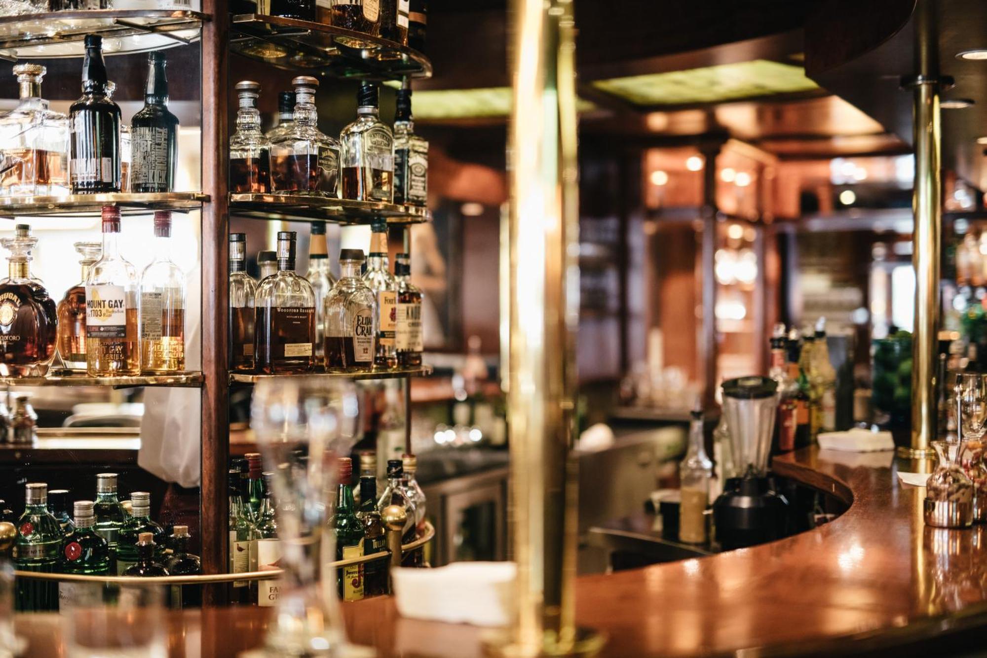 GRAND ELYSEE Hamburg Exterior foto The bar at the Savoy